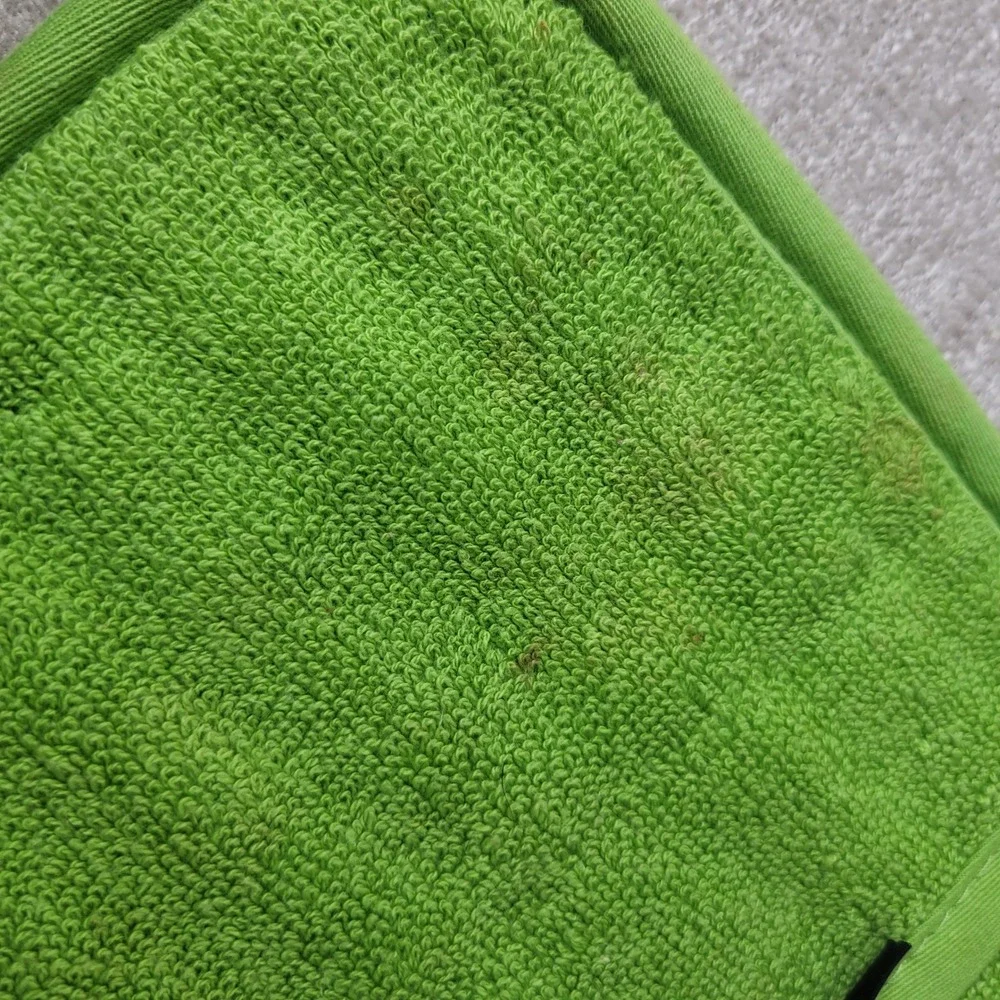 Crate & Barrel 8pc Kitchen Set Lime Green Oven Mitts Pot Holders Dish Towels